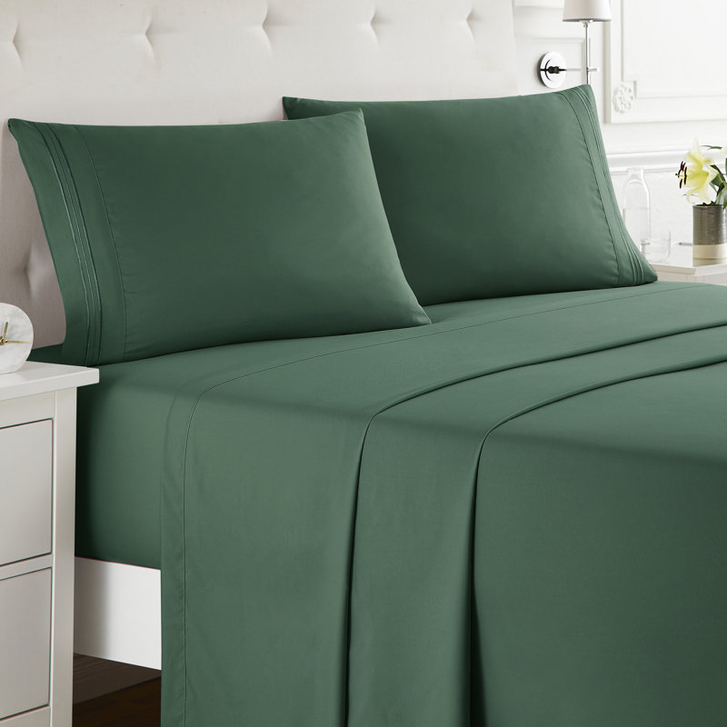 Double Brushed Hotel Luxury Sheet Set with Extra Soft Sheets & Pillowcases, Split King, Hunter Green