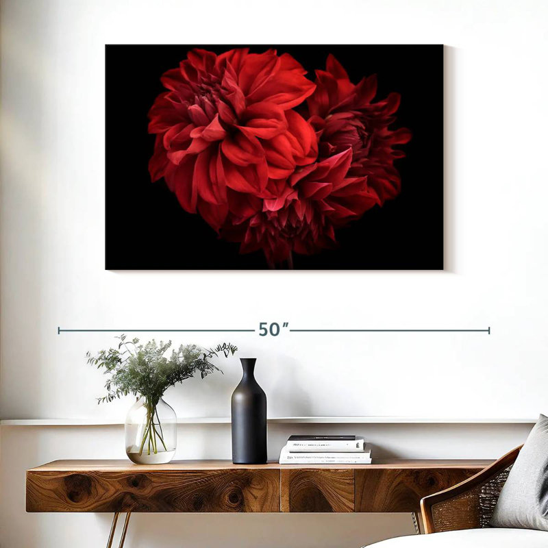 Dahlia rouge Harnek, H 26 po x l 39 po