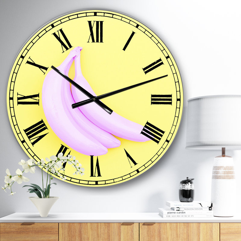 Grande horloge murale rose, Surdimensionné