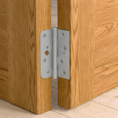 Deltana SS44058B32DLH-S 4" x 4" x 5/8" x SQ Hinge, Handed, Ball Bearing, Security in Brushed Stainless Pair
