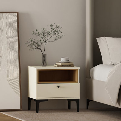 Table de chevet en crème et chêne clair