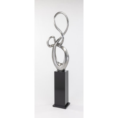 Figurines & Sculptures