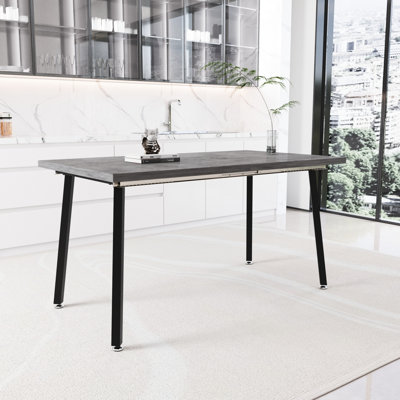 Table de salle à manger rectangulaire grise extensible, pieds en métal noir, style industriel médiéval pour la table de repas quotidienne pour la maison et la cuisine