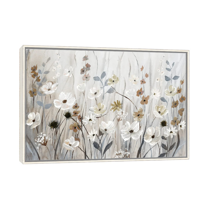 «Misty Meadow Field» encadré par Nan Print, H 18 po x l 26 po, Toile avec cadre flottant, Blanc patiné