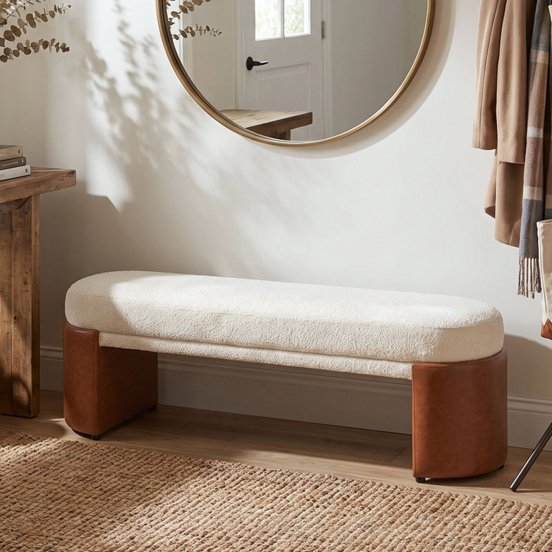 Banc de salle à manger rembourré Camila, 62.83"