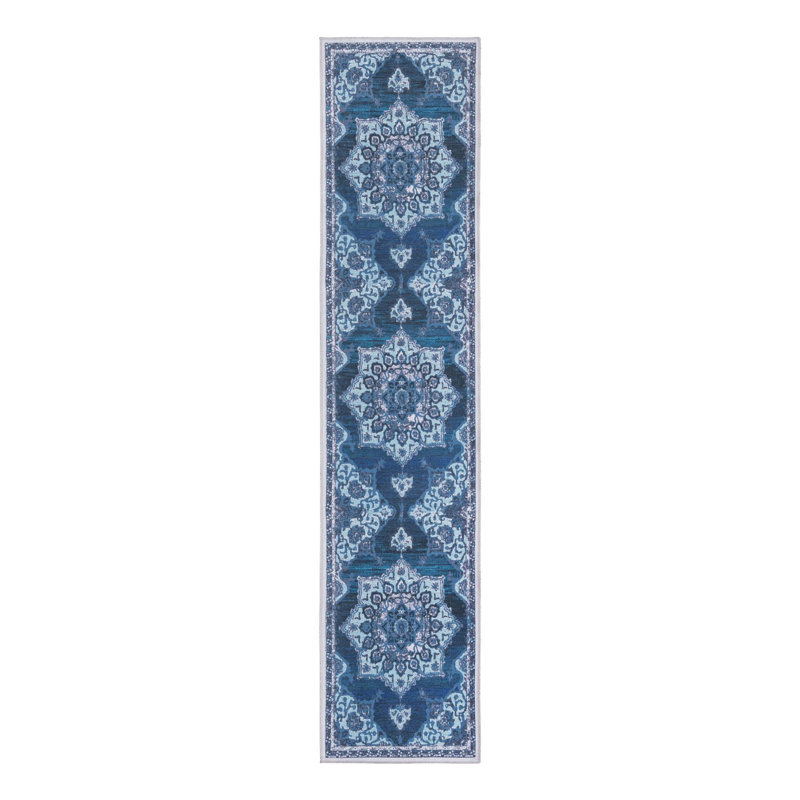 Aten Oriental Indoor Rug, Runner 2'7" x 12'