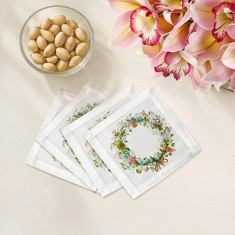 Wreath Flowers Cotton Sateen Cocktail Napkins, Gold