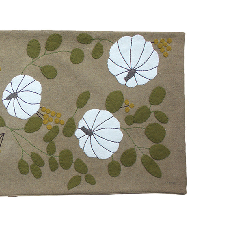 Chemin de table Rosalind Wheeler