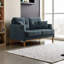 Élégante causeuse 2 places pour le salon, la chambre à coucher et le bureau - Tissu imperméable bleu foncé avec port de charge USB et coussins moelleux-129023667