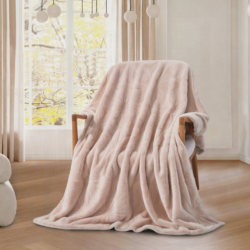 Jeté en fausse fourrure moelleuse rose pâle (50 po x 70 po) - canapé confortable et décoration de lit, Rose