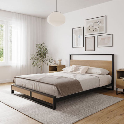 Rumi Metal Bed