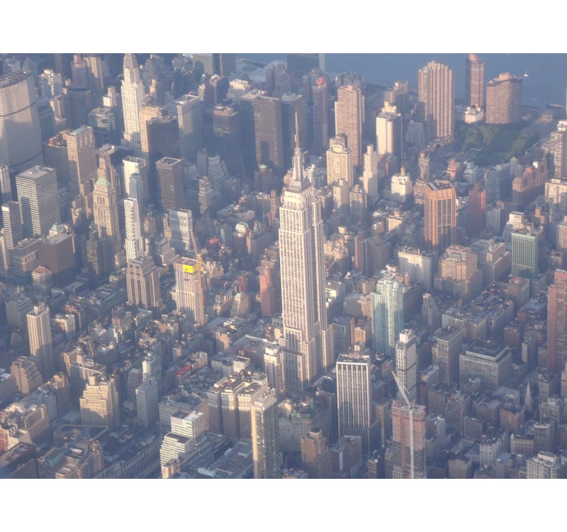 New York City Empire State Building, H 36 po x l 48 po