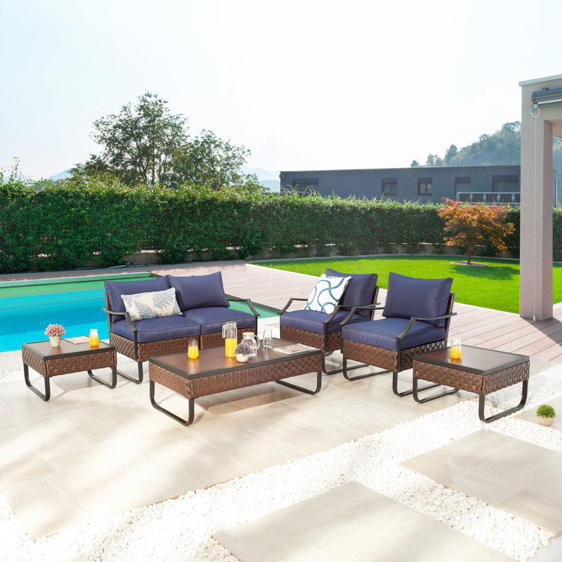 Heiman 4 - Person Patio Conversation Set with Cushions