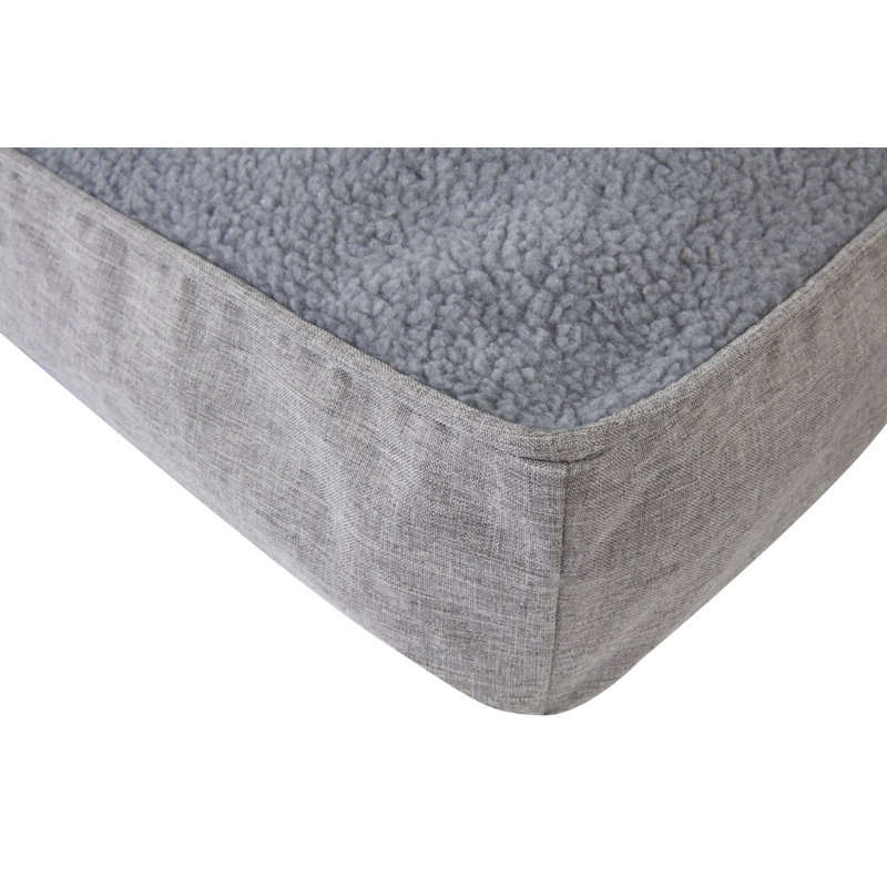 Polyester Pet Bed, 4.33cm H x 39.37cm W x 27.56cm D