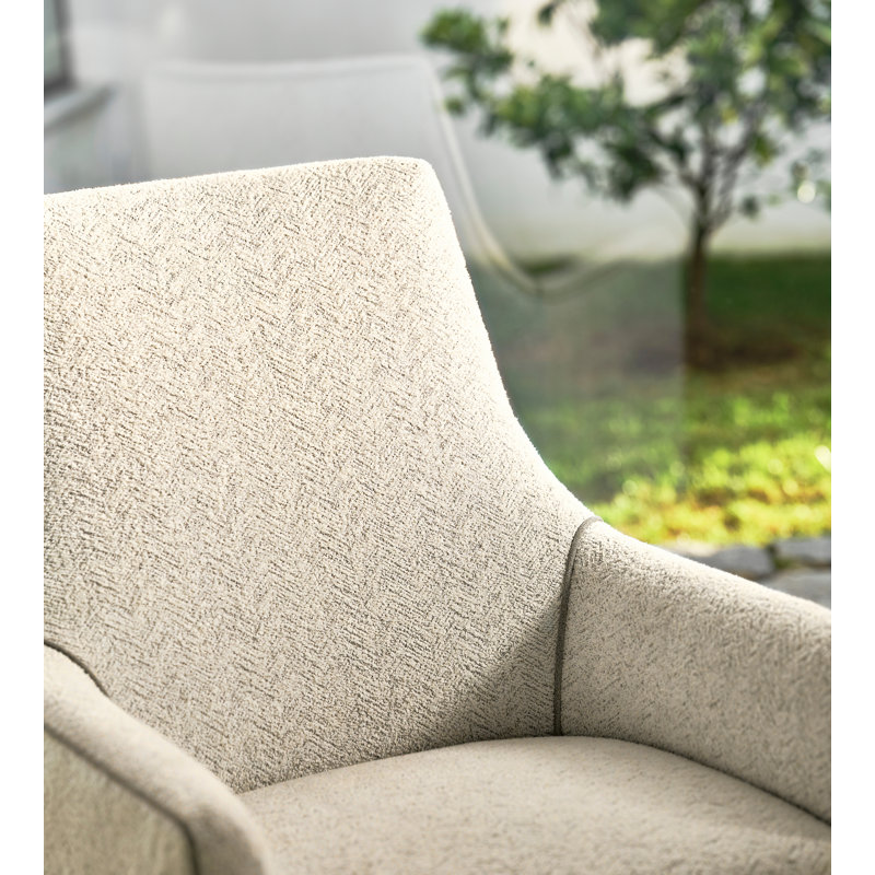Wild Thing Fabric, Wild White
