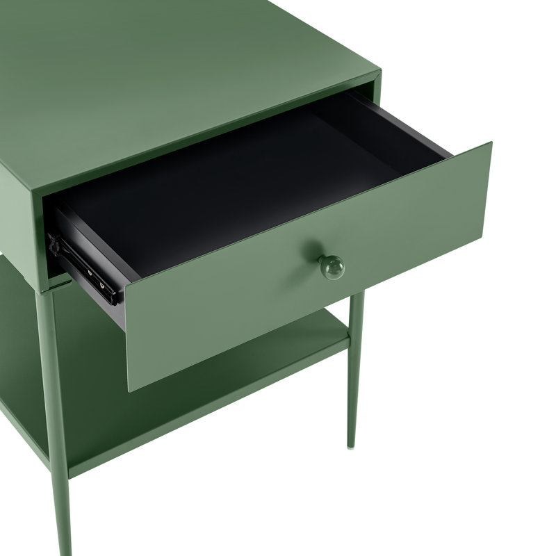 Table de chevet Chalamet Vintage en métal vert avec tiroir, tablette inférieure et pattes effilées