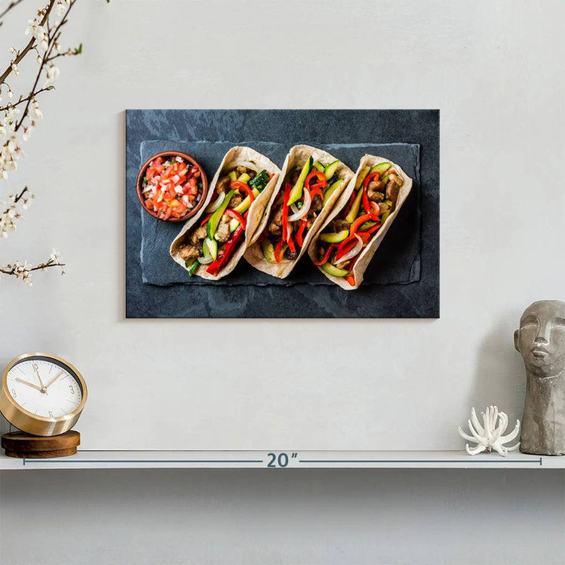 Yarlin Tacos De Cerdo, 8" H x 12" W
