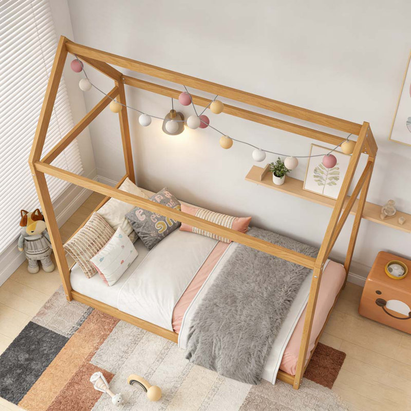 Lit simple en bois, Bois