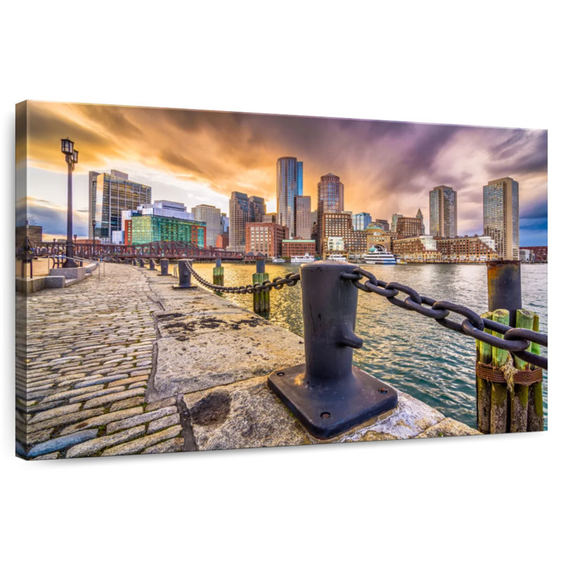Hannes, Boston, Massachusetts Harbor, H 26 po x l 39 po