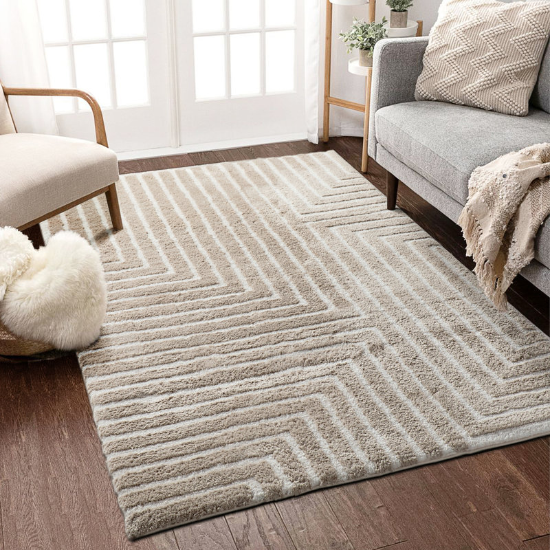 Johnee Machine Woven Polyester Geometric Textured Shag Rug 5' X 8’  Area Rug