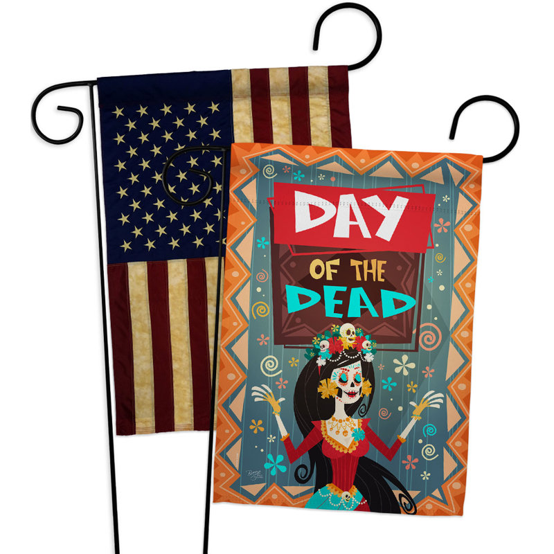 Drapeau de jardin en polyester 18,5 x 13 po Day of Dead
