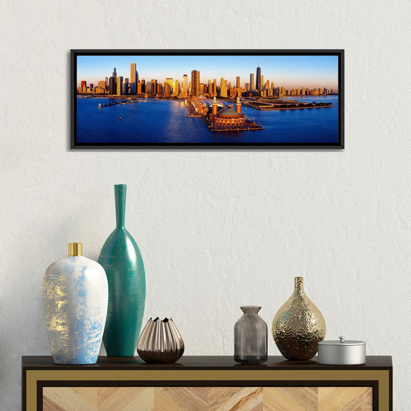 Reproduction de photo sur toile tendue, H 24 po x l 72 po x P 1,5 po, Toile avec cadre noir