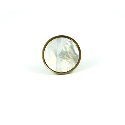 Bouton de nacre de 1,25 po de diamètre