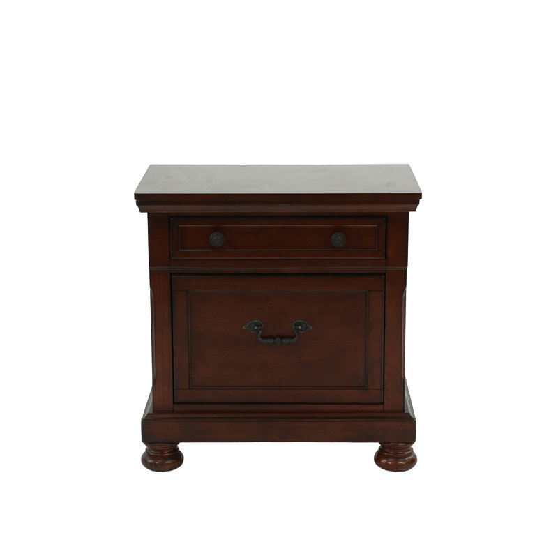 Table de chevet en cerisier antique