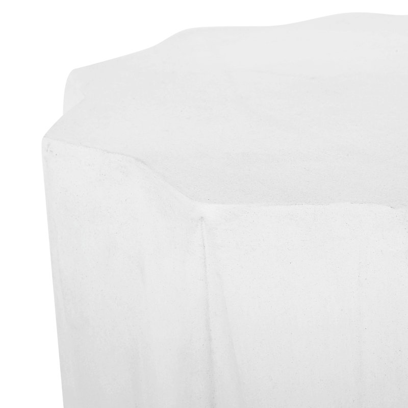 Table d'appoint d'extérieur en béton léger