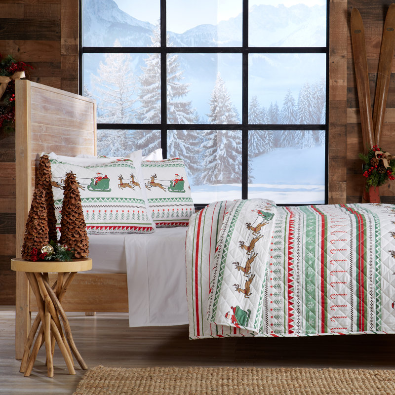 Colorful Santa / Reindeer Holiday Quilt Set with Shams, Full / Queen Quilt + 2 Standard Shams