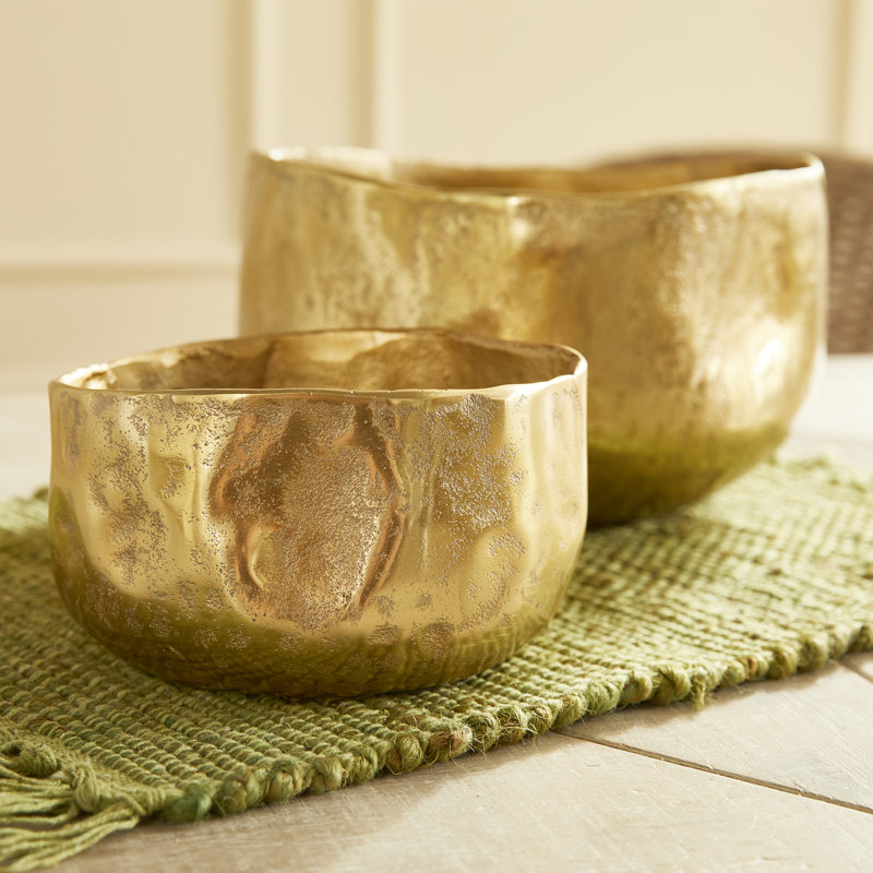 Amelia Metal Planter, Silver
