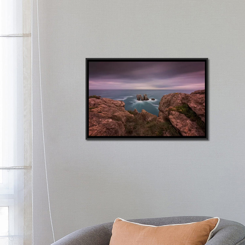 « falaises of light », reproduction de photo sur toile, H 32 po x l 48 po x P 1,5 po, Toile avec cadre noir, Pas de tapis