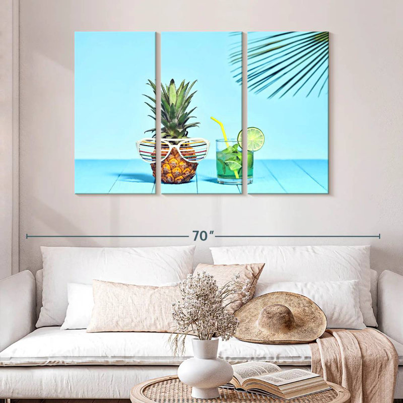 Yarlin Cool Summer Pineapple, 32" H x 50" W