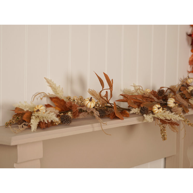 18cm Novelty Garland Garland