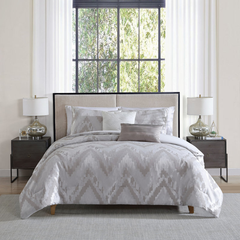 Ensemble d'édredon en jacquard zigzag gris clair 5 pièces Tahari Home Lilliana