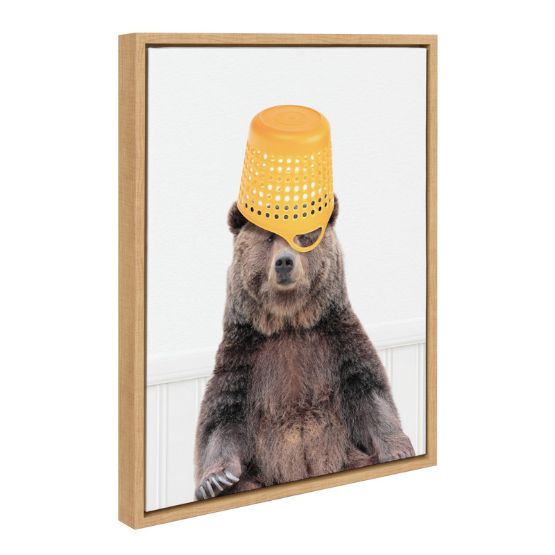 «Basket Case Bear» par Amy Peterson, reproduction d'art sur toile encadrée, Naturel