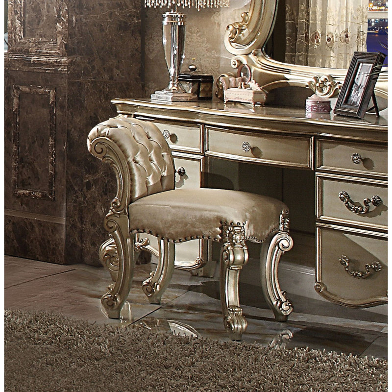 Tabouret de coiffeuse sophistiqué en patine et siège rembourré en os