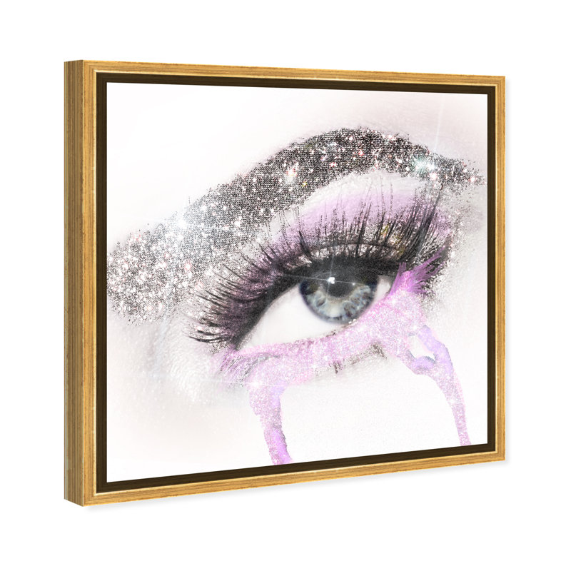 «Fashion and Glam Eyes and Rhinestones», impression sur toile, H 30 po x l 30 po, Cadre flottant doré