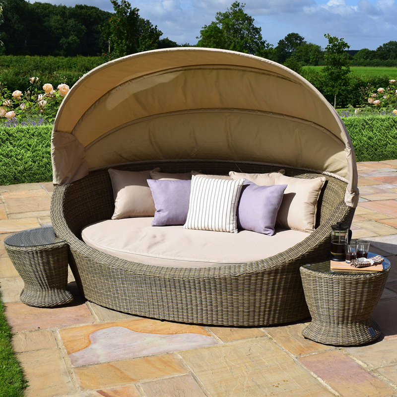Dumai Rattan Daybed
