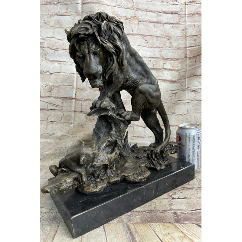 Statue de lion mâle Zinca avec sculpture en bronze de lion 14 po x 12 po