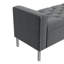 Banc repose-pieds carré avec accoudoirs carrés et garniture cloutée en velours moelleux gris anthracite
