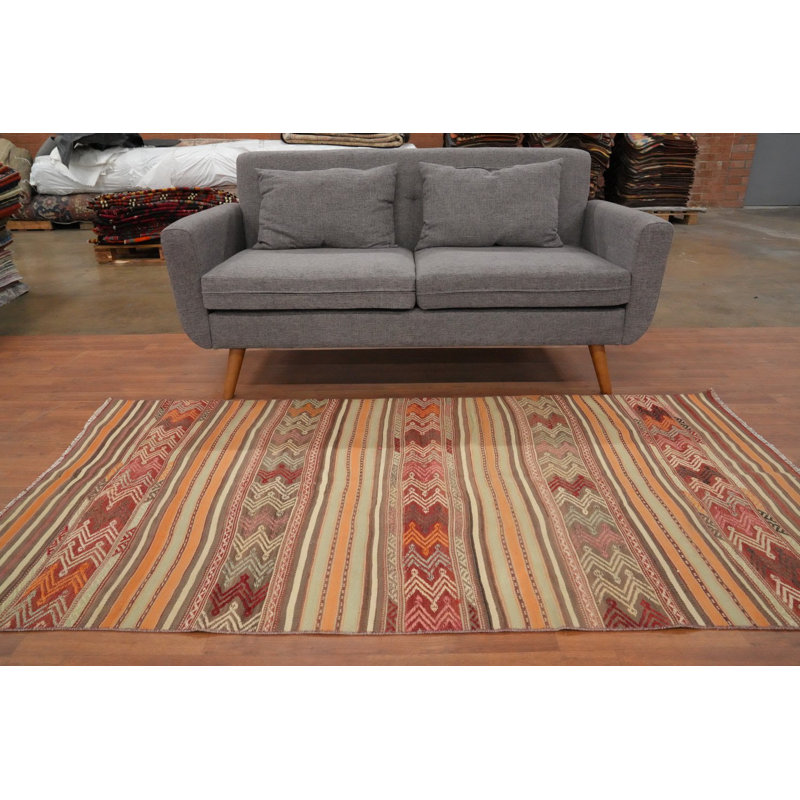 Rehaussez votre pièce avec un magnifique tapis en laine kilim oriental 4 x 7