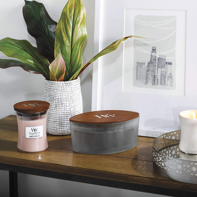 Vanilla And Sea Salt Scented Jar Candle