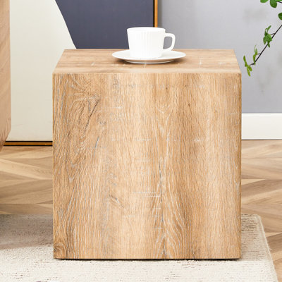 Table basse sophistiquée rectangulaire, finition carrée en bois élégante, tendance