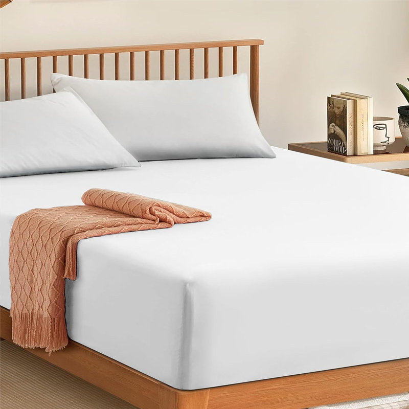 My Home Store Gylfi 300 Thread Count Egyptian-Quality Cotton Percale Fitted Sheet, Single (3'), White