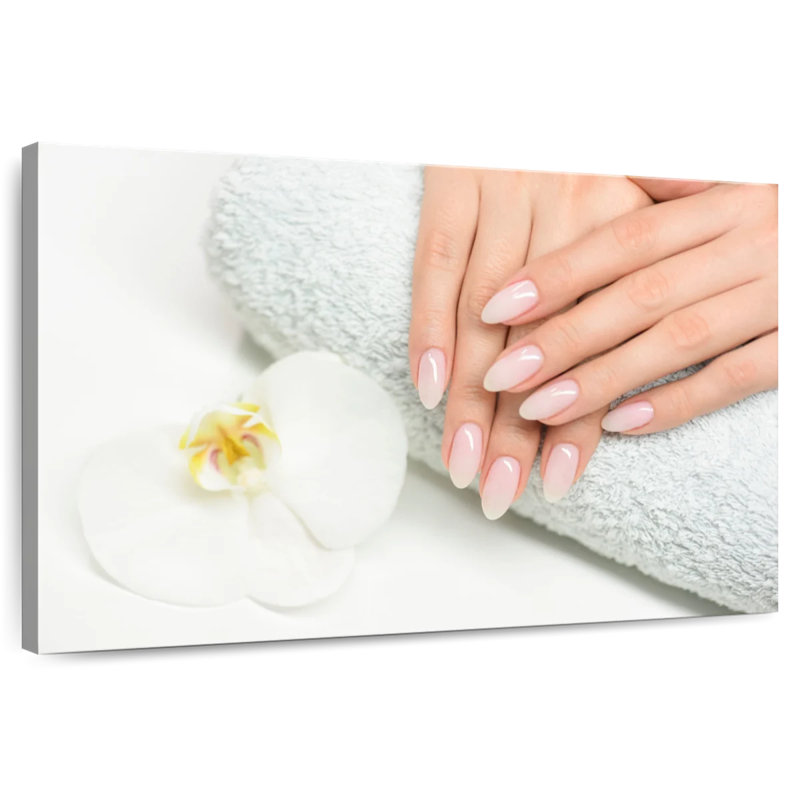 Shuttleworth Classy Spa Nails, 26" H x 39" W