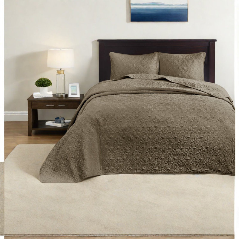 Comfortable Cotton Mocha Bedding Sets, Reversible King Style For Home