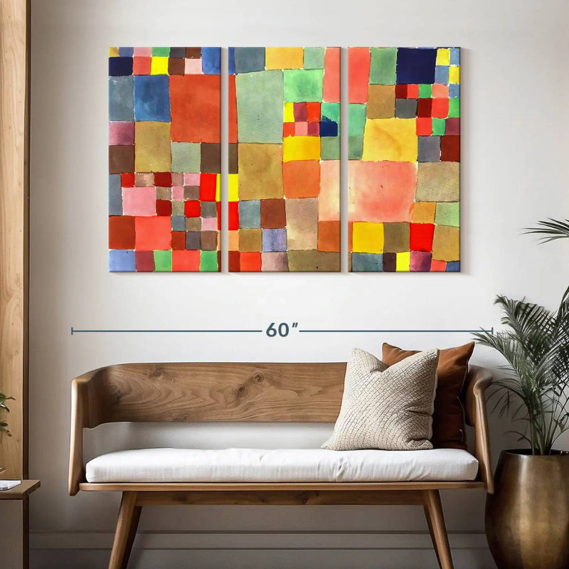 Avery Flora On Sand, 32" H x 50" W