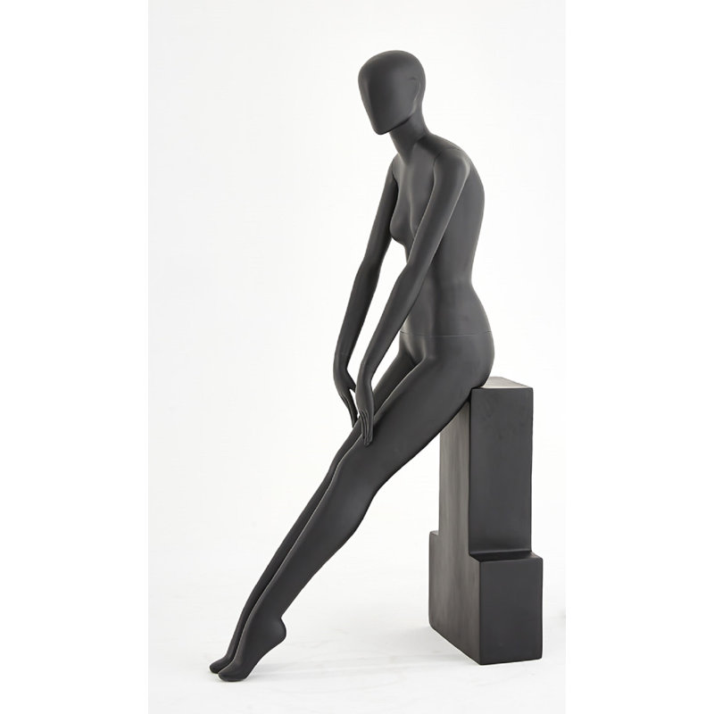 Altonette People Statue, Black