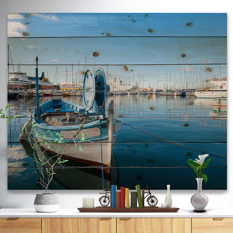 «Yacht in Toulon Port France», photographie, H 36 po x l 46 po x P 1,5 po, Bois